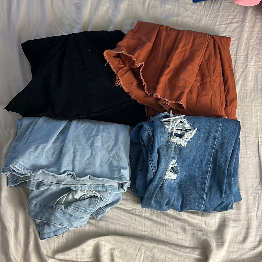 Bundle of 4 Rue 21 Jeans